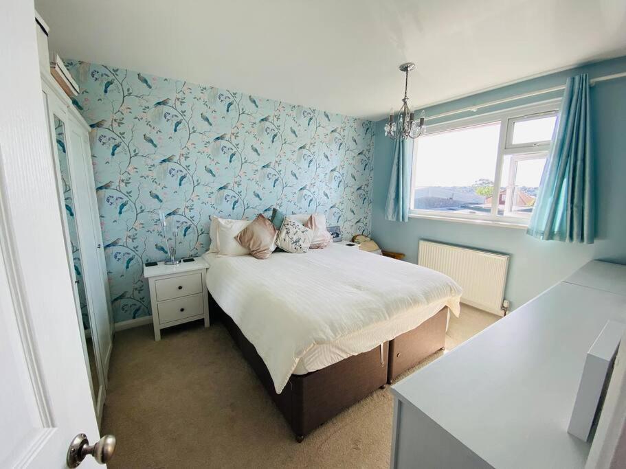 A Peaceful Holiday Home By The Sea 布里克瑟姆 外观 照片